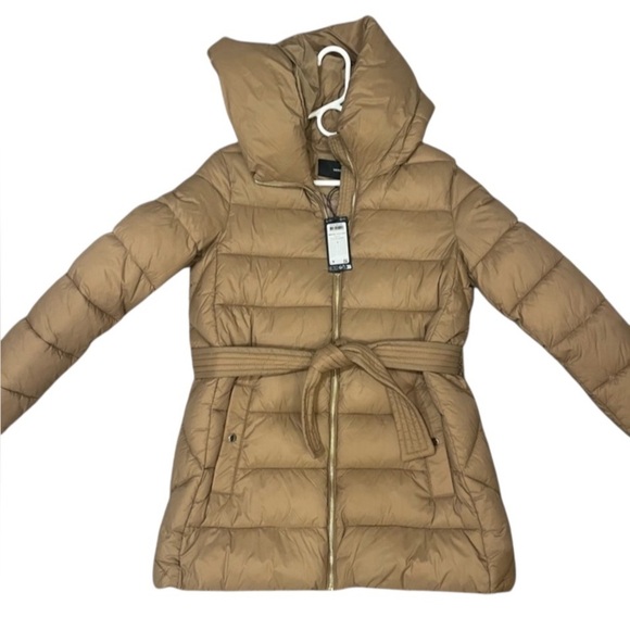 Vero Moda Beige Puffer Jacket NWT Size Small - Picture 1 of 5